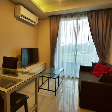 6Th Avenue Surin By Risa Apartment Ngoại thất bức ảnh