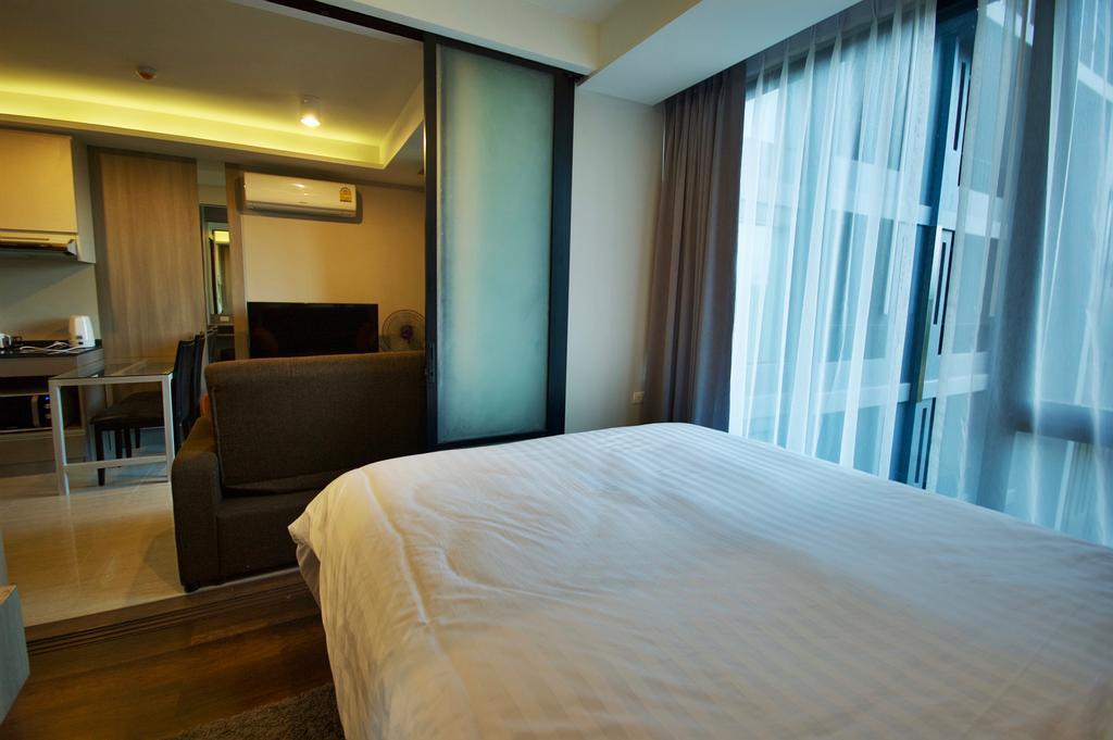 6Th Avenue Surin By Risa Apartment Ngoại thất bức ảnh
