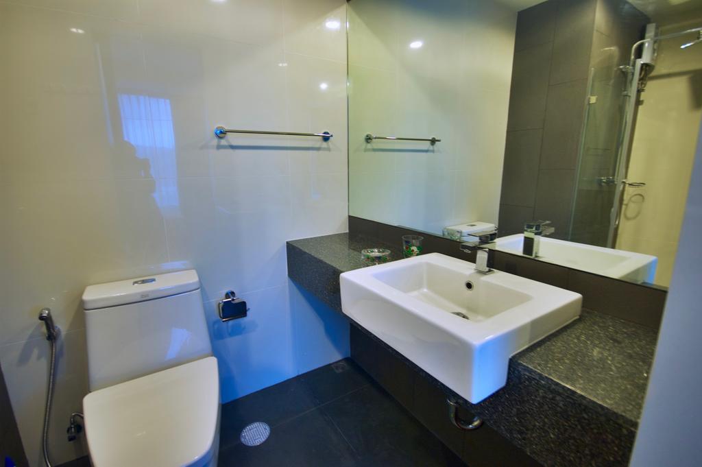 6Th Avenue Surin By Risa Apartment Ngoại thất bức ảnh